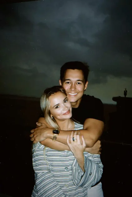 На крыше ночью