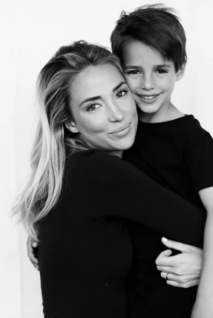 Студия в ч/б