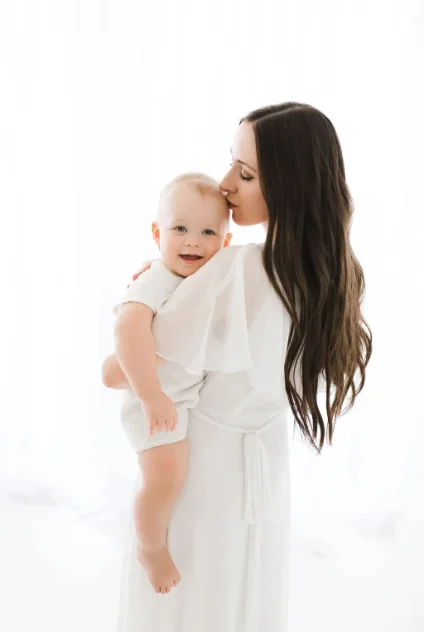 Студия в белом