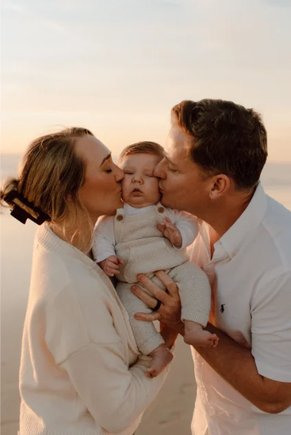 Семья у моря