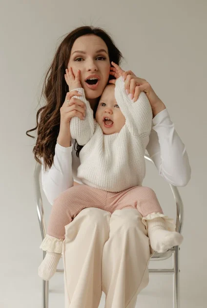 Студия в белом